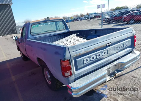 1987 Dodge D-Series D200/D250 from USA, damaged, VIN 1B7KD2452HS396351